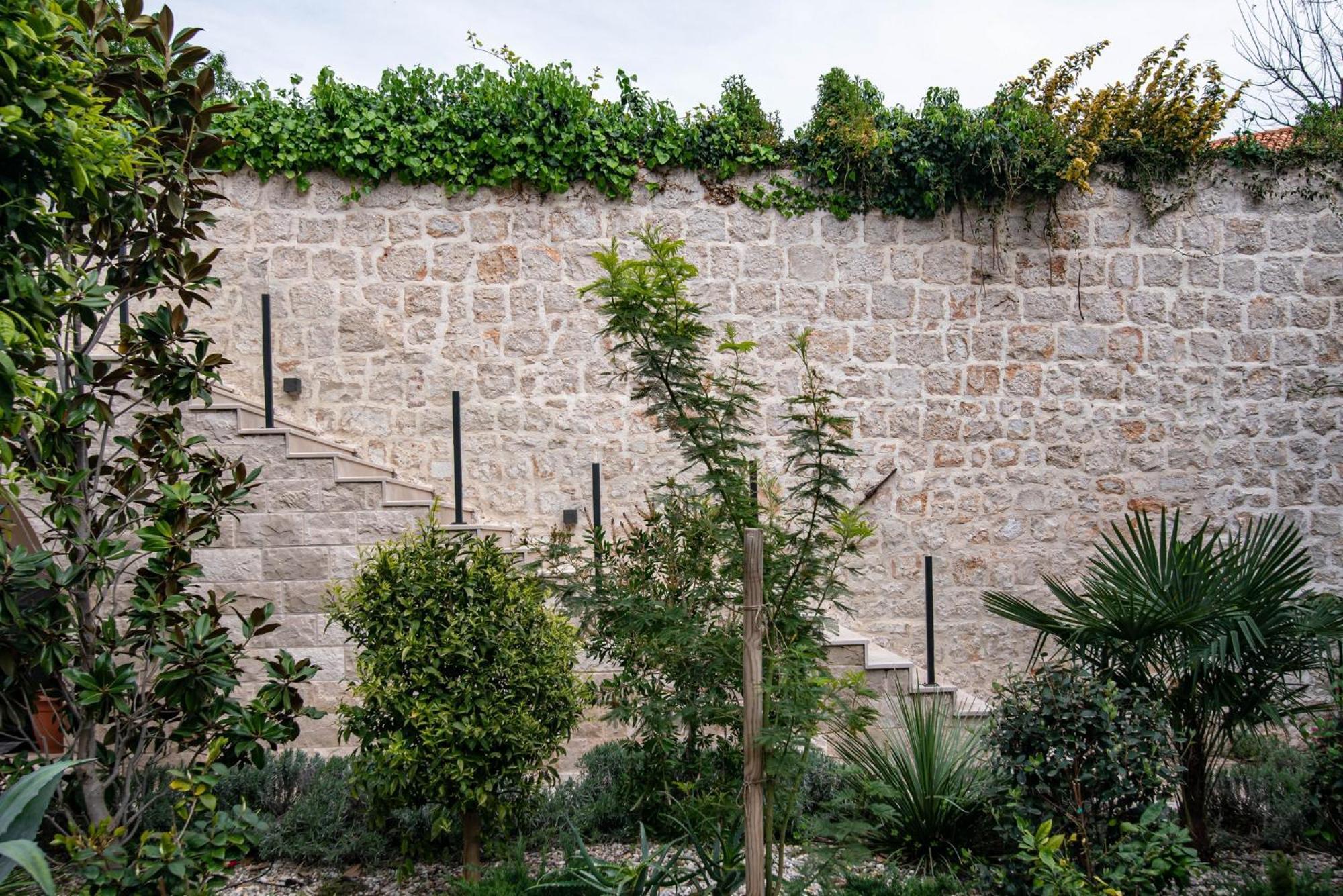 Secret Garden Apartment By Duhomes Dubrovnik Exteriör bild